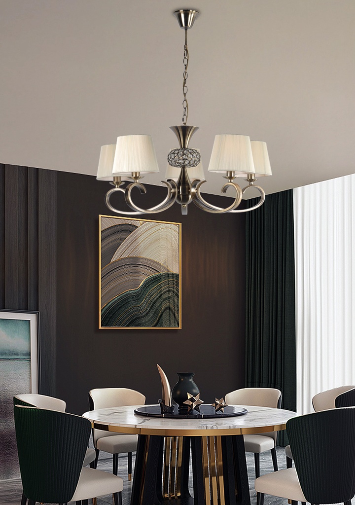 LAMPARA COLGANTE CON BASE COLOR CUERO, ESTRUCTURA DE HIERRO Y CRISTAL  Y PANTALLA DE HILOS EN COLOR CREMA,  DE 5 LUCES COMPATIBLE CON BOMBILLA LED DE BASE E14, DIAMETRO 70CM ALTURA 75CM