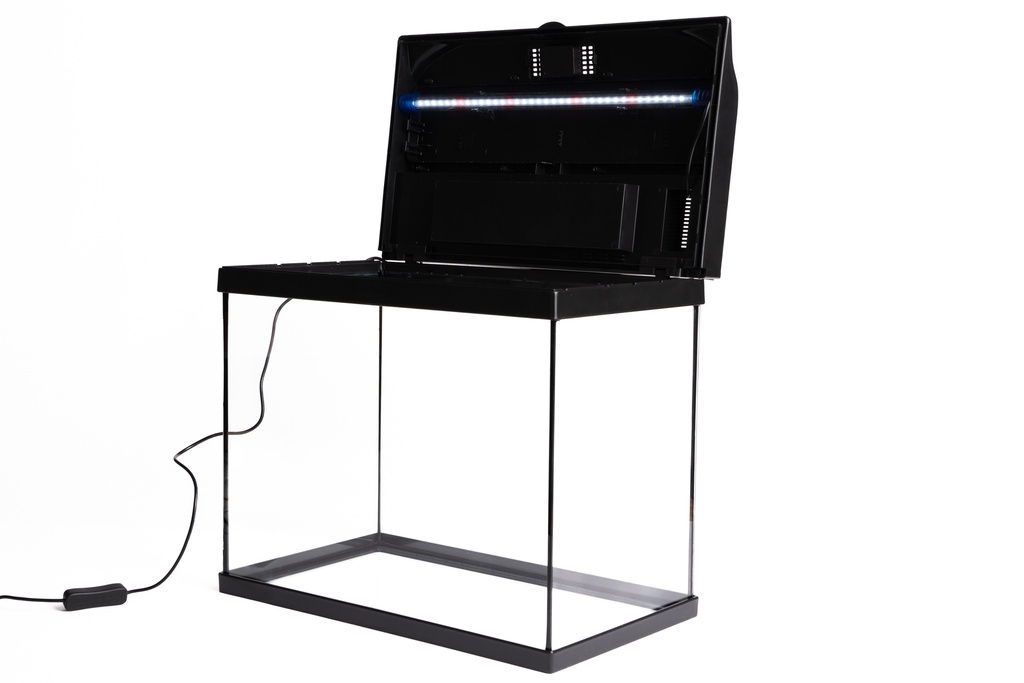 ACUARIO CRISTAL BERNIA 60 CON TAPA NEGRA Y LUZ (54 L.)