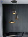 LAMPARA COLGANTE NEGRA INTERIOR DORADO ALTURA TOTAL 130CM DE 3 LUCES COMPATIBLES CON CUALQUIER BOMBILLA LED DE BASE E27