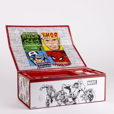 SET PAPELERÃA COLOREABLE MALETÃN MARVEL