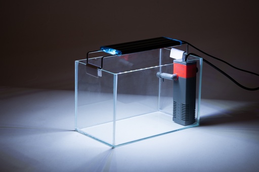 [000000175] ACUARIO CRISTAL SIN MARCO SILIC TRANSL. 11 L. + FILTRO (XIL) + PANTALLA LUZ LED